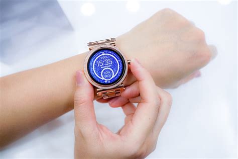 Best smartwatches for women in 2024 .